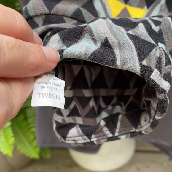 Lularoe grey top and grey leggings xxs/tween - Picture 3 of 8